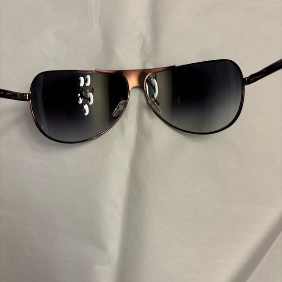 Authentic unisex Vintage Chanel Aviator Sunglasses With Alligator Trim - Picture 3 of 12